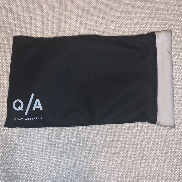 Quay Australia Sunglasses - Picture 12 of 15